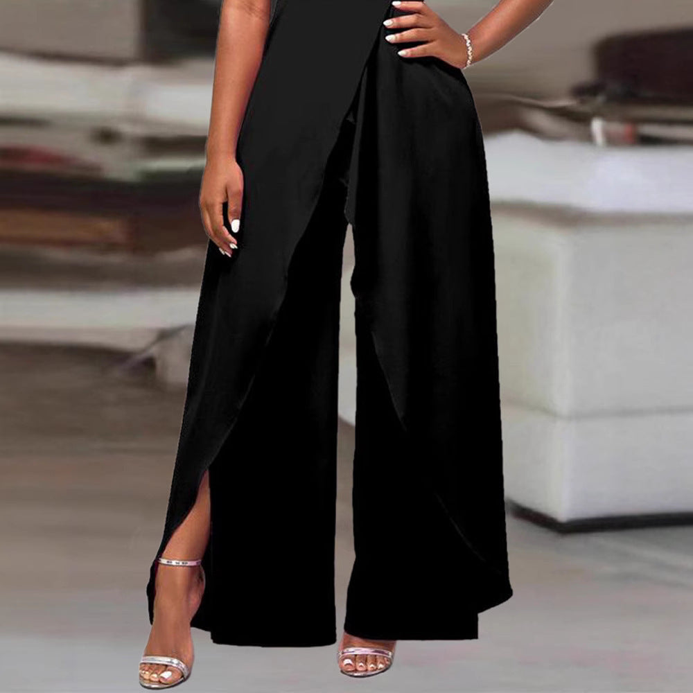 Kombinezon z wycięciem i szerokimi nogawkami