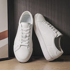 Damskie sznurowane buty z niską cholewką i płaską podeszwą