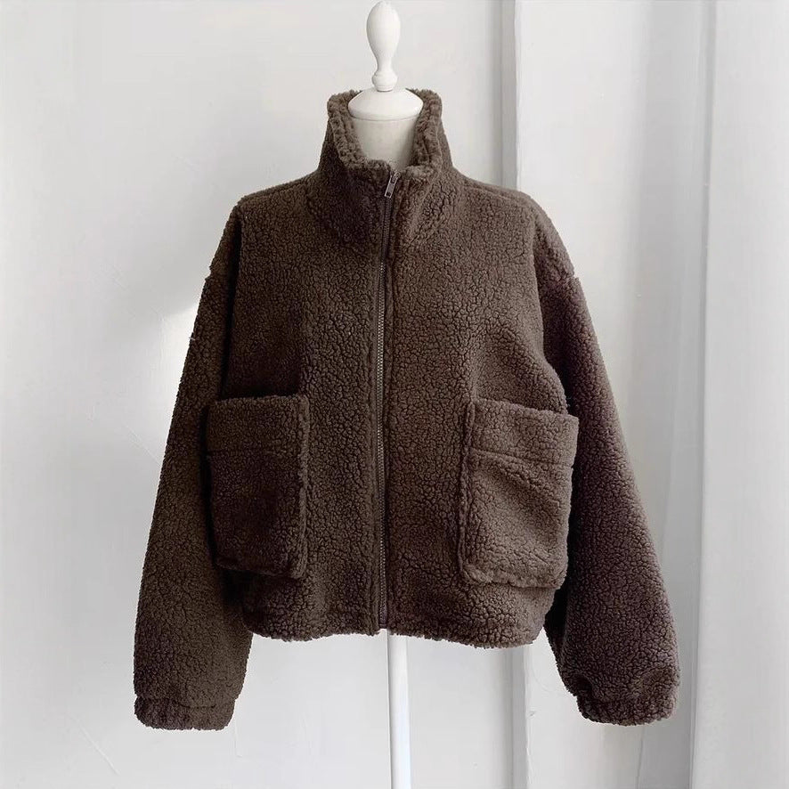 Krótka kurtka z stójką i zamkiem błyskawicznym