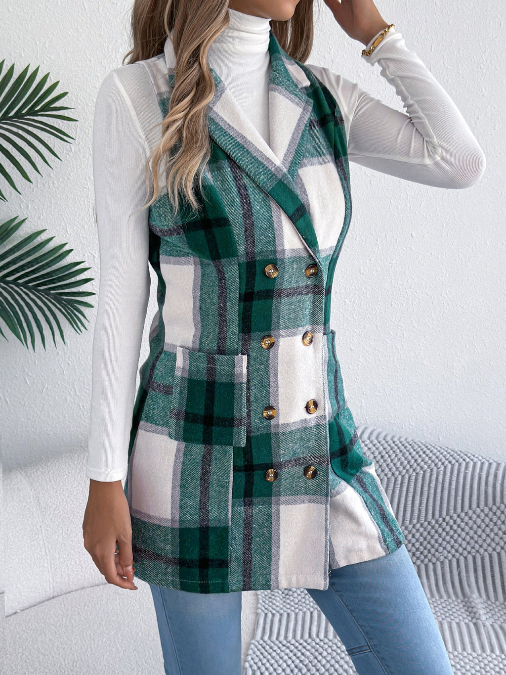 Kamizelka bez rękawów z kołnierzem z klapami i zapięciem na guziki