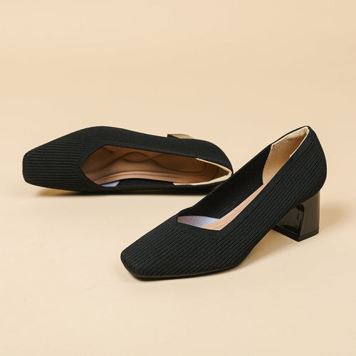 Czółenka z grubym obcasem i spiczastym czubkiem